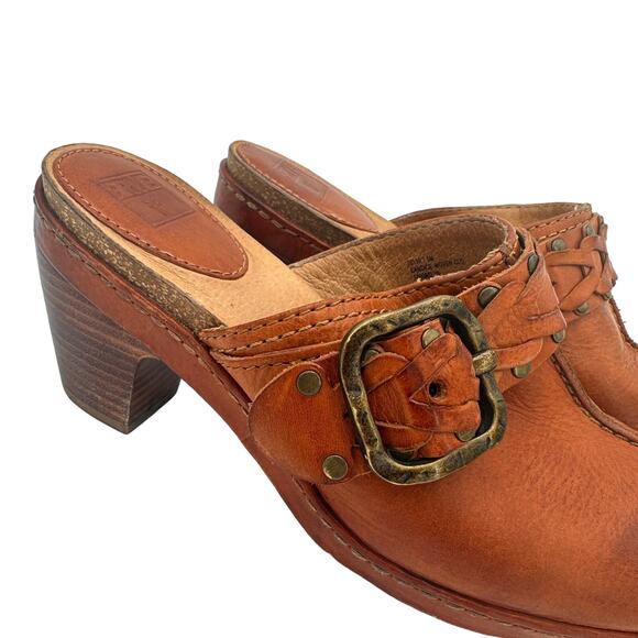 Frye Candice Woven Leather Brown Braided Buckle Clogs Size 7.5 - Picture 2 of 9